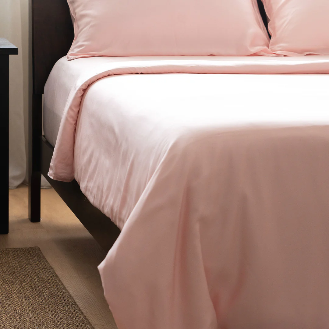 Queen Bedding Set Tencel Crepe Pink - Image 2