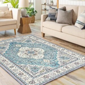 Amelie Large