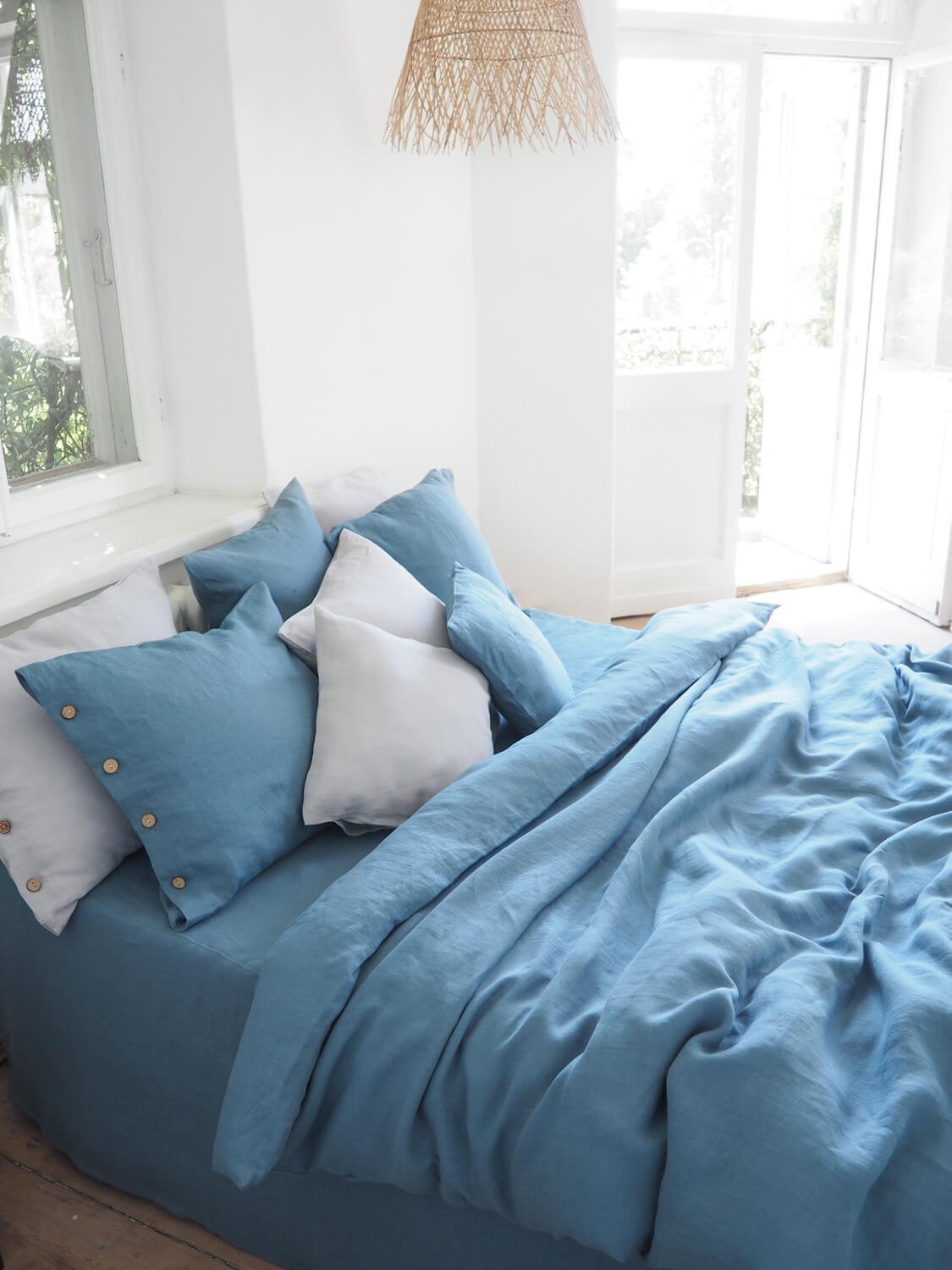 Queen Bedding Set Dusty Blue Premium Linen - Image 3