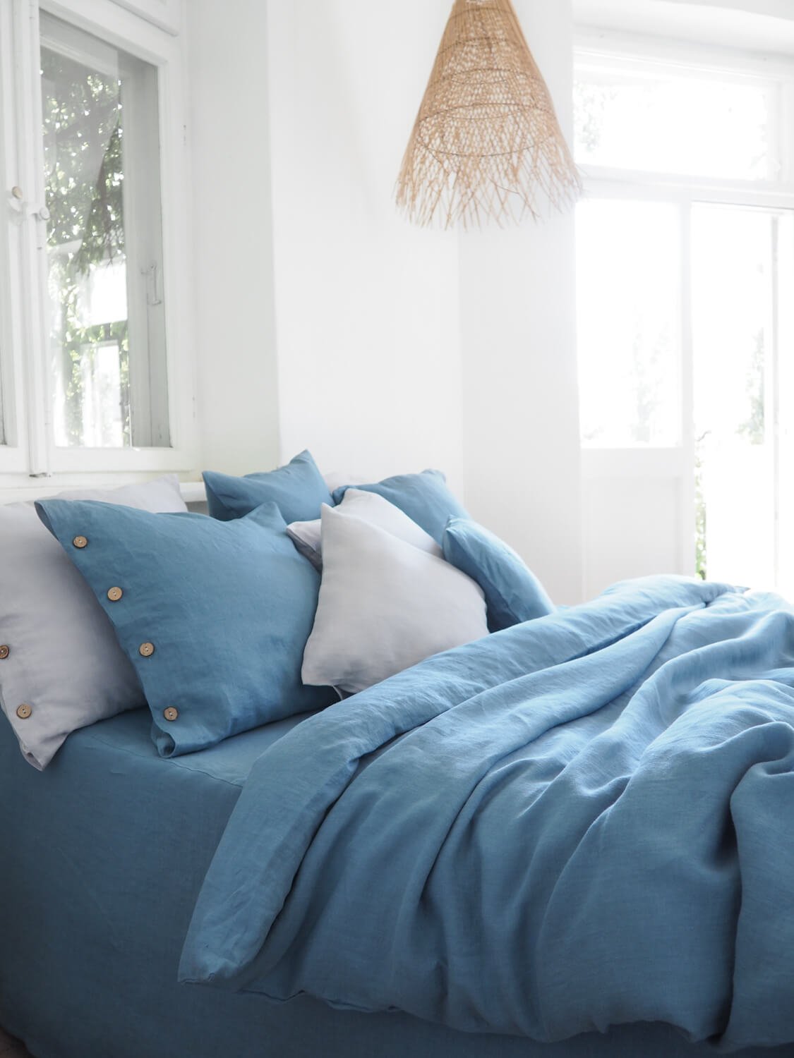 Queen Bedding Set Dusty Blue Premium Linen - Image 4