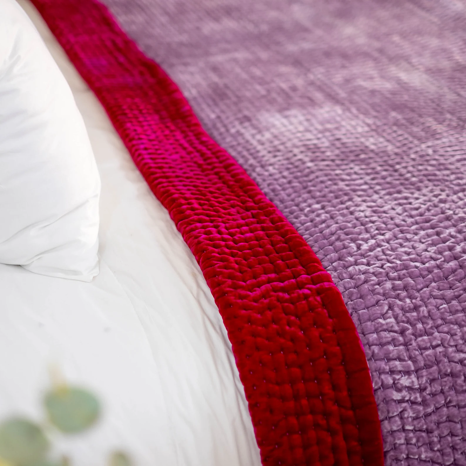 Berry & Lavender Reversible Velvet Quilt | King - Image 3