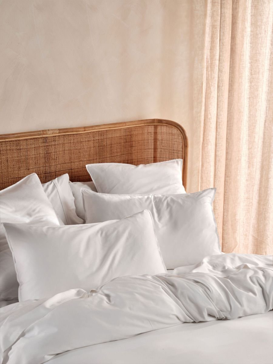 Snow Bamboo Bedding Set (Super King) - Image 4